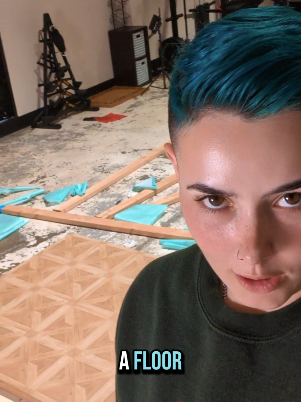 Kitthebeefcake (@kit_the_beefcake) - Urlebird