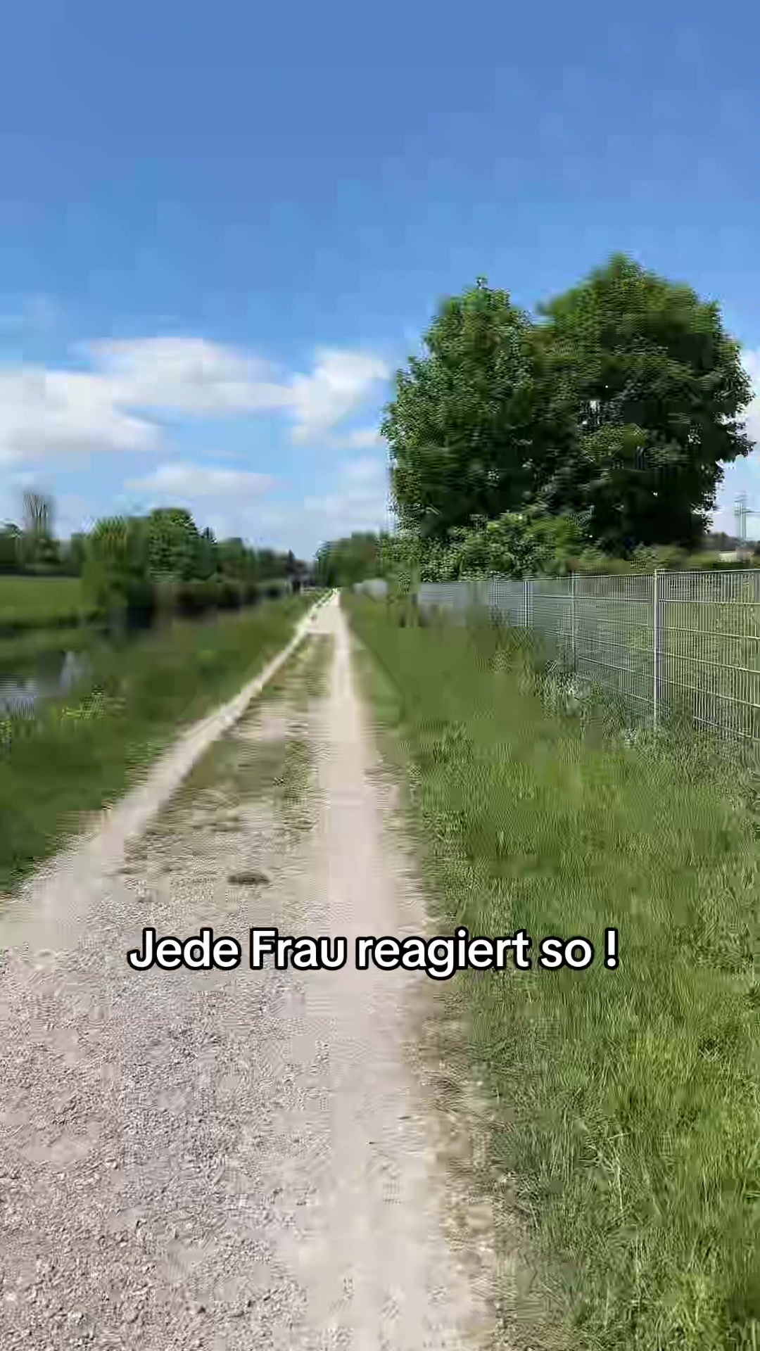 vanessa.libertee (@vanessa__liberte0) - Urlebird