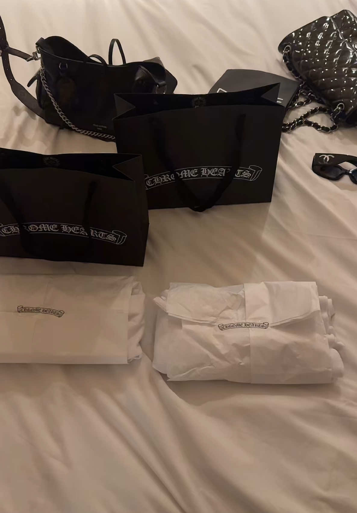 amberny (@ambernyy) - Urlebird