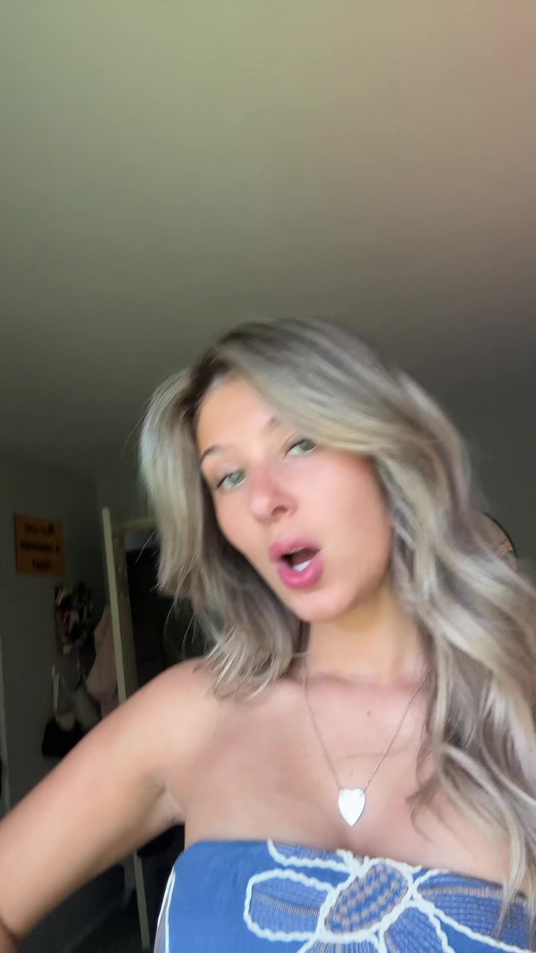 Jess🤍 (@jessgeng) - Urlebird