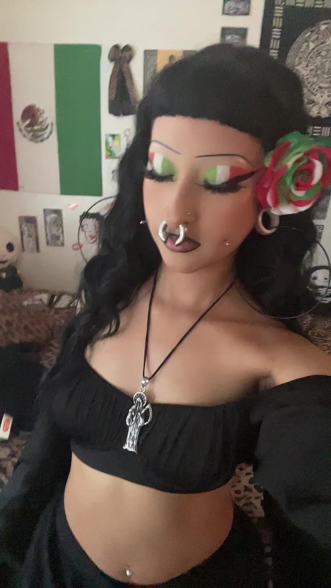 @𝕬