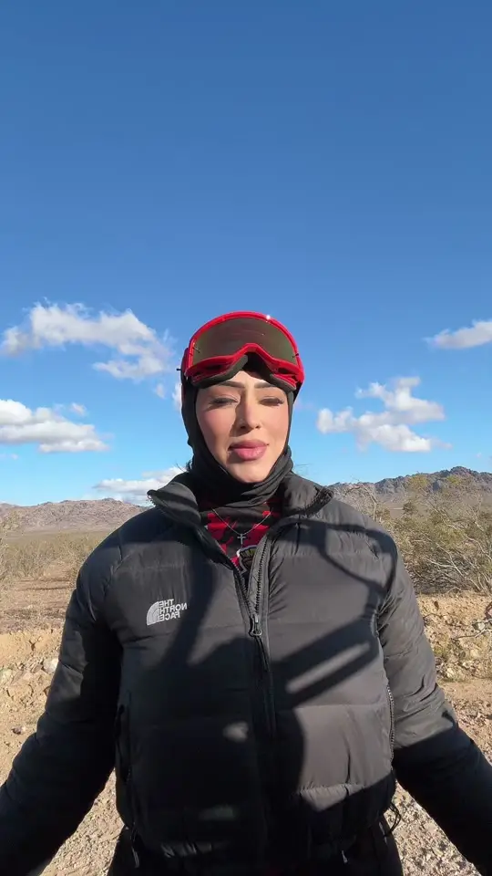 missmichelle (@officialmissmichelle) - Urlebird