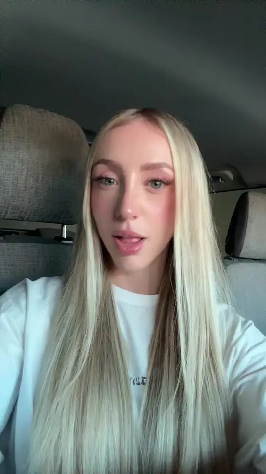 justpeechi (@officialjustpeechi) - Urlebird