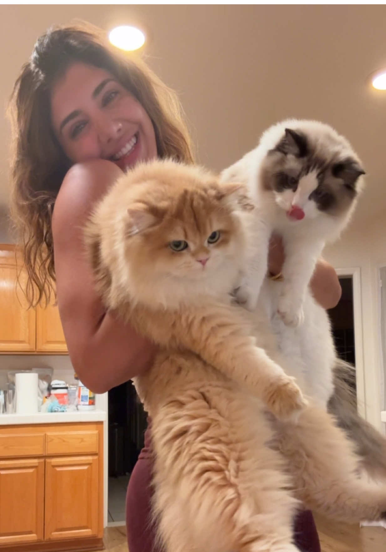 Lexi (@ohhbabyitslexi) - Urlebird