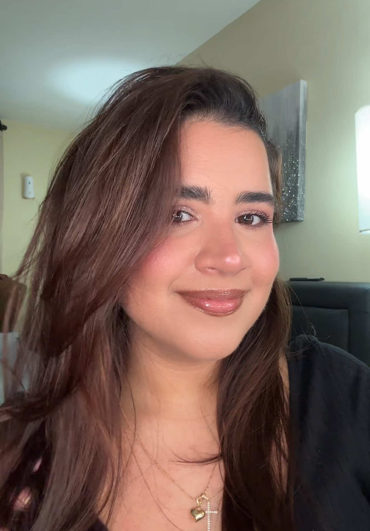 🤭🤭#latina #latinas #makeup | Pili Villarreal (@soypilivillarreal)