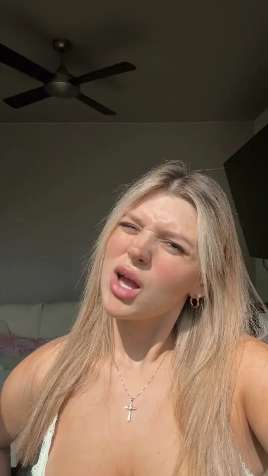 apple saucy 🏩🎀💞🌷 (@applesaucy102) - Urlebird