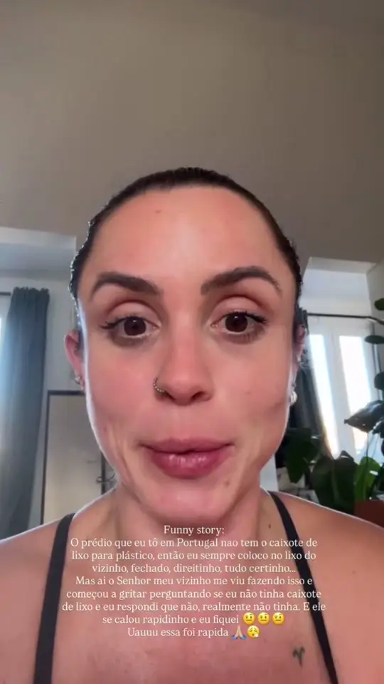 Ana Carol Serra🦄 (@anacarolserra) - Urlebird