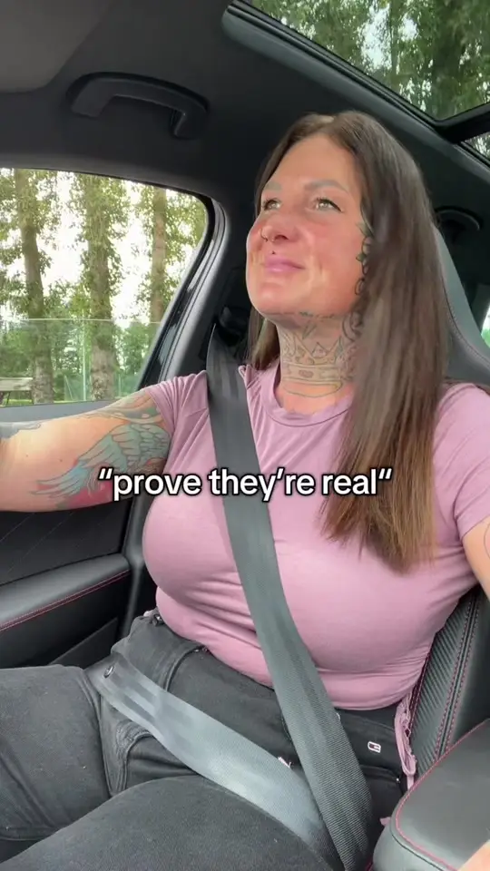 Roxyy (@roxyswildplace) - Urlebird