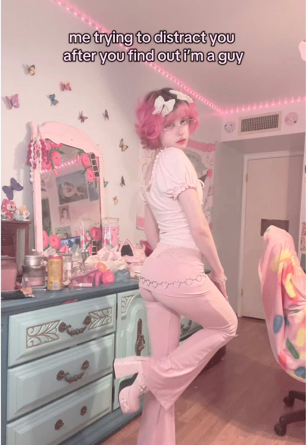 Kai ♡ (@strawbabyboy) - Urlebird