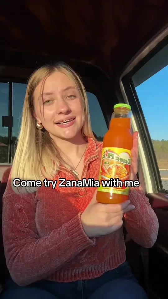 Katie R. 💕 (@katieslilwrld) - Urlebird