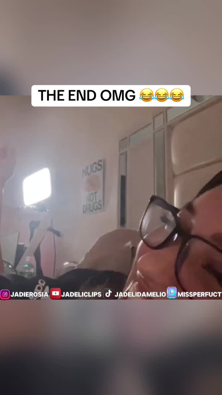 Jadeli Rosa (jadierosaclips) Urlebird