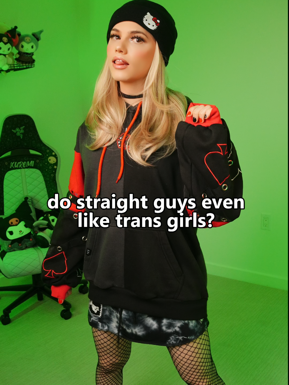 QueenieSteph (@queeniestephyyz) - Urlebird