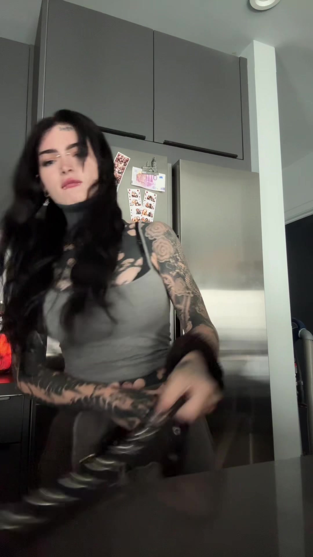 asta suffers Urlebird