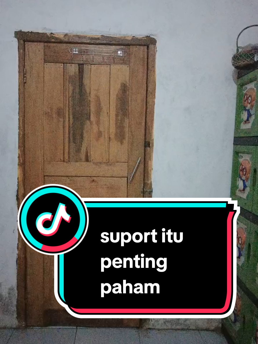 @AmyRama05