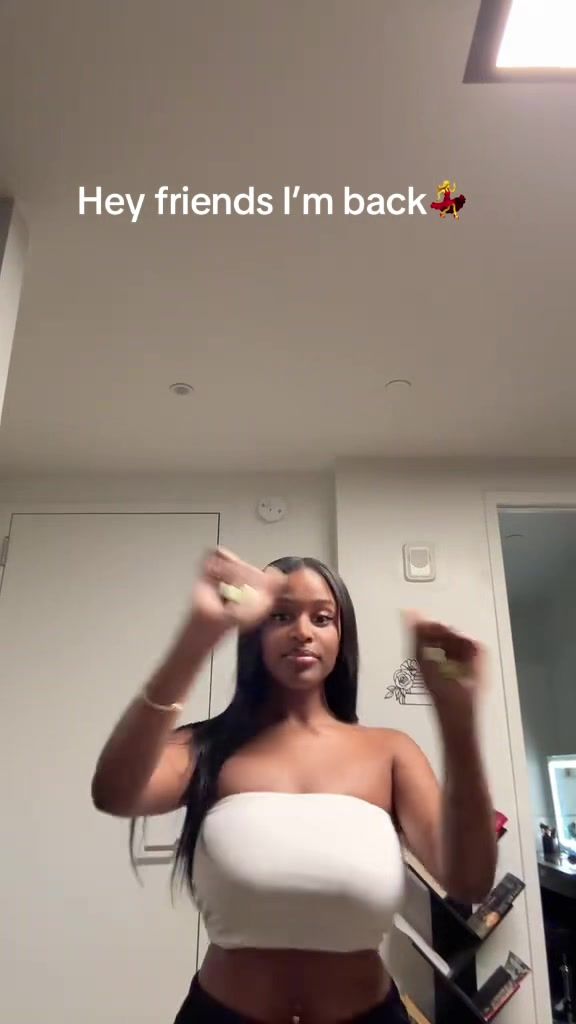 @ELIZA💜