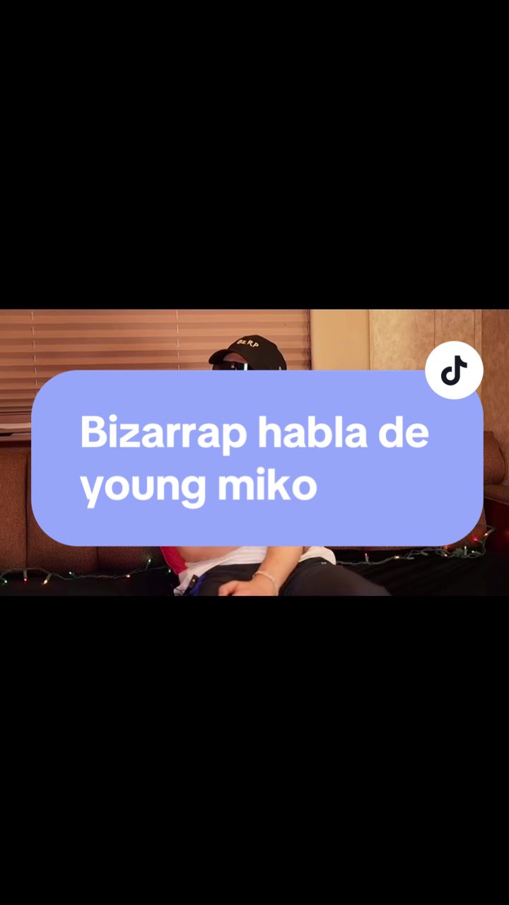 @María