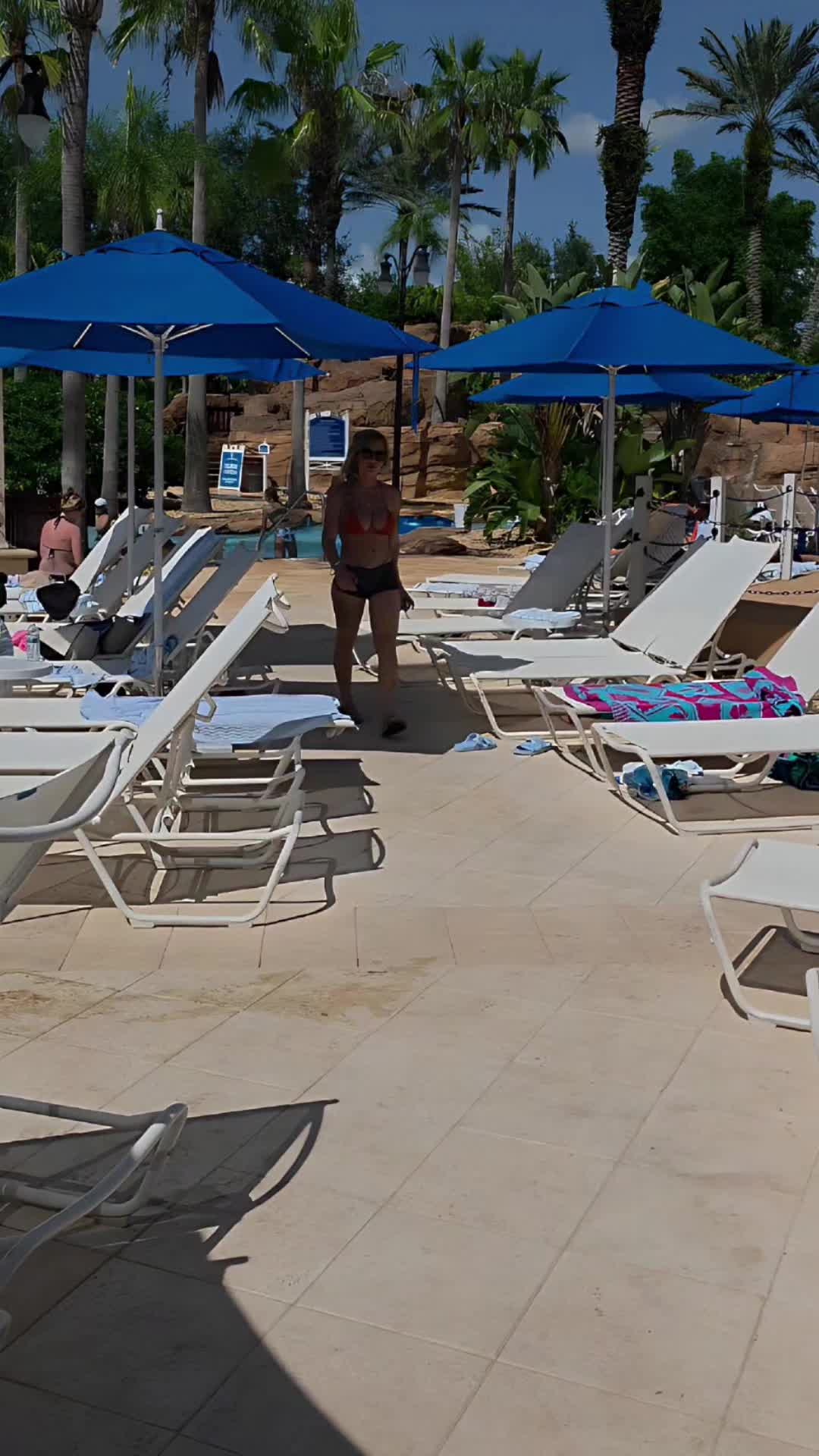 Kat pesch (@katpesch2) - Urlebird