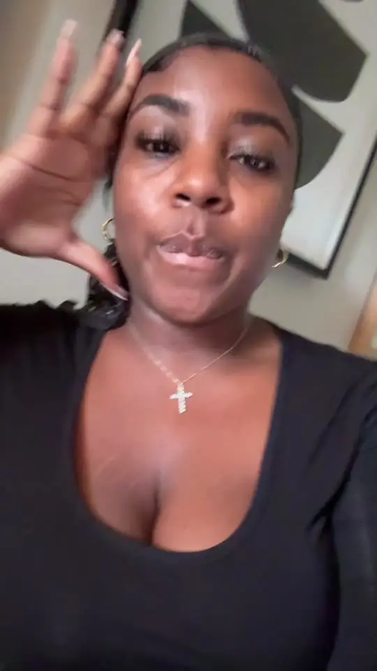 Ebony Joi (@iamebonyjoi) - Urlebird