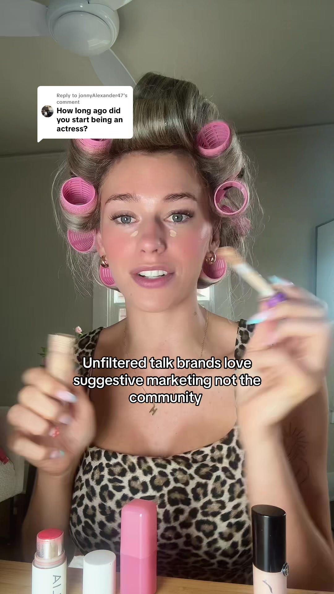 Halli Smith (@halli.smith) - Urlebird