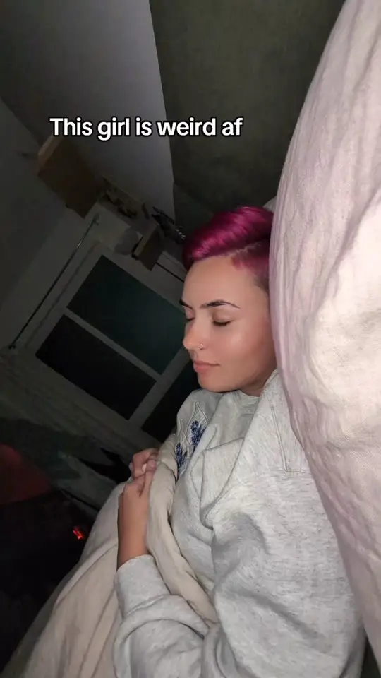 Kitthebeefcake (kit_the_beefcake) Urlebird