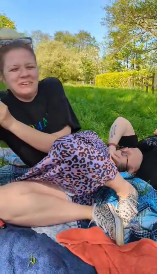 Some of you have asked if i fart in | Abi (@abii.gayy)