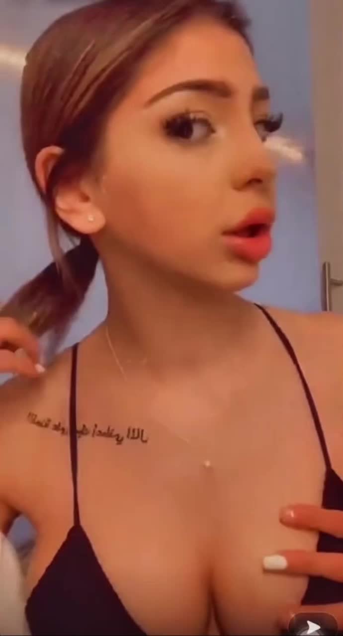 sanchez..houda (@sanchez..houda) - Urlebird