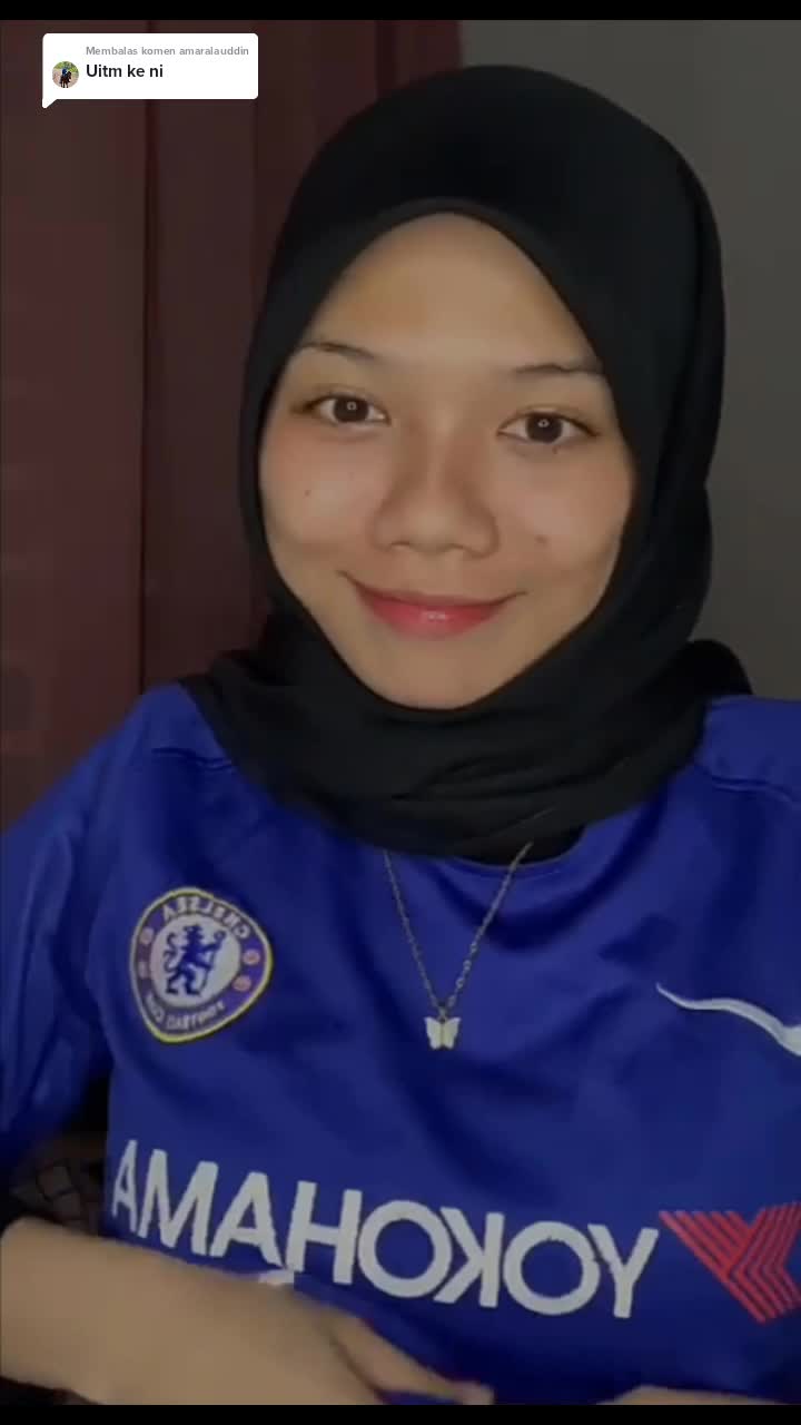 Awek baju chelsea