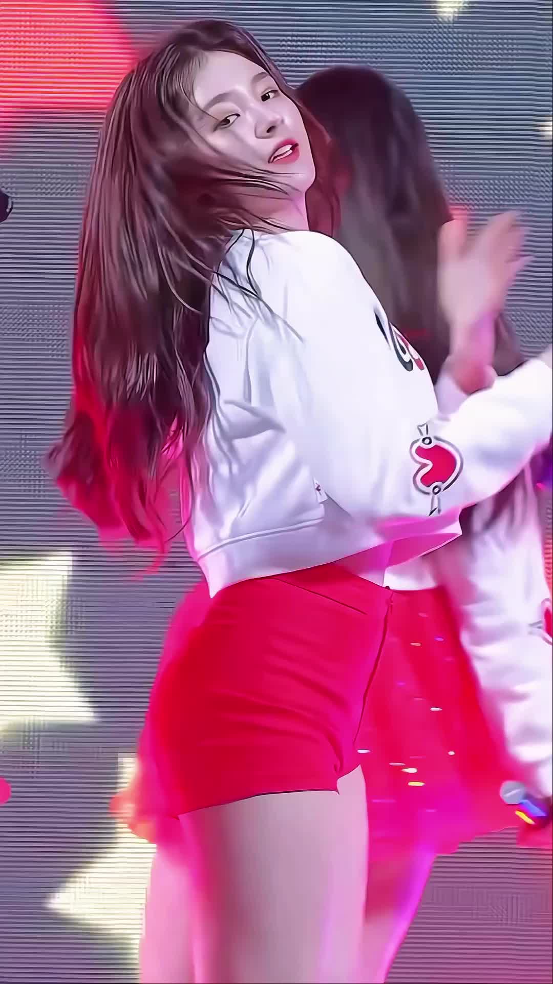 Nancy Incredible Dance Moves #tiktok | Si Zu Ka (@si_zu_ka_70)