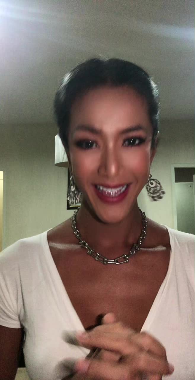 เข้าไม่ได้ก็อย่าไปเข้า #กะเทย #สาวสอง | Naeya Umar (@naeyamodel)