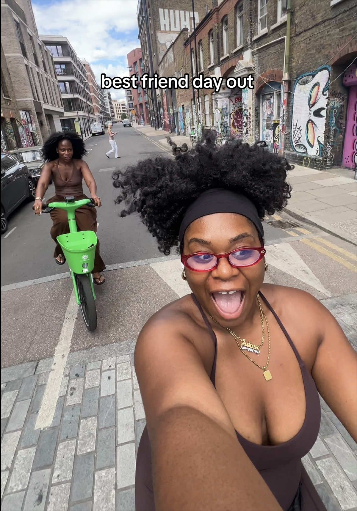 @Teeyana Aromi