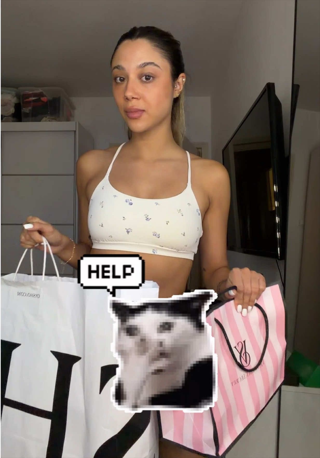 @SOFRONIA ANA