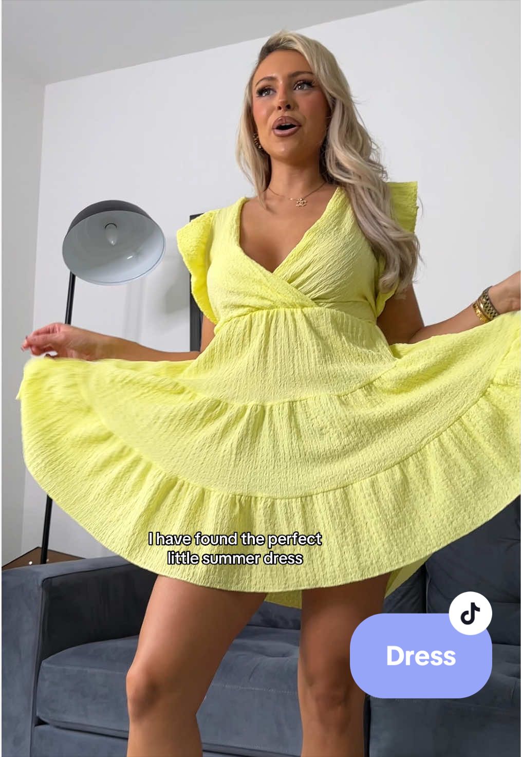 @shopwithlaursellis