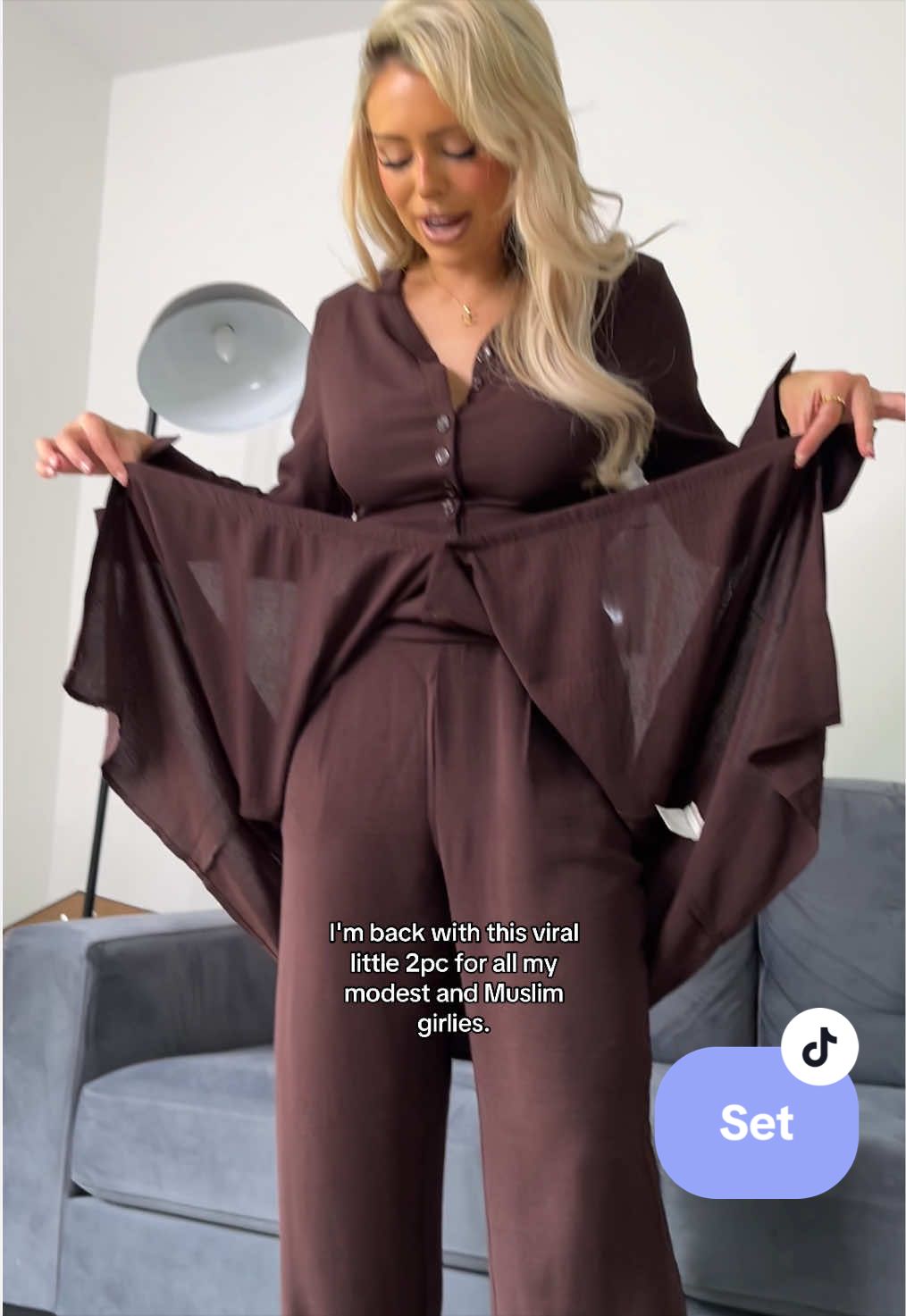 @shopwithlaursellis