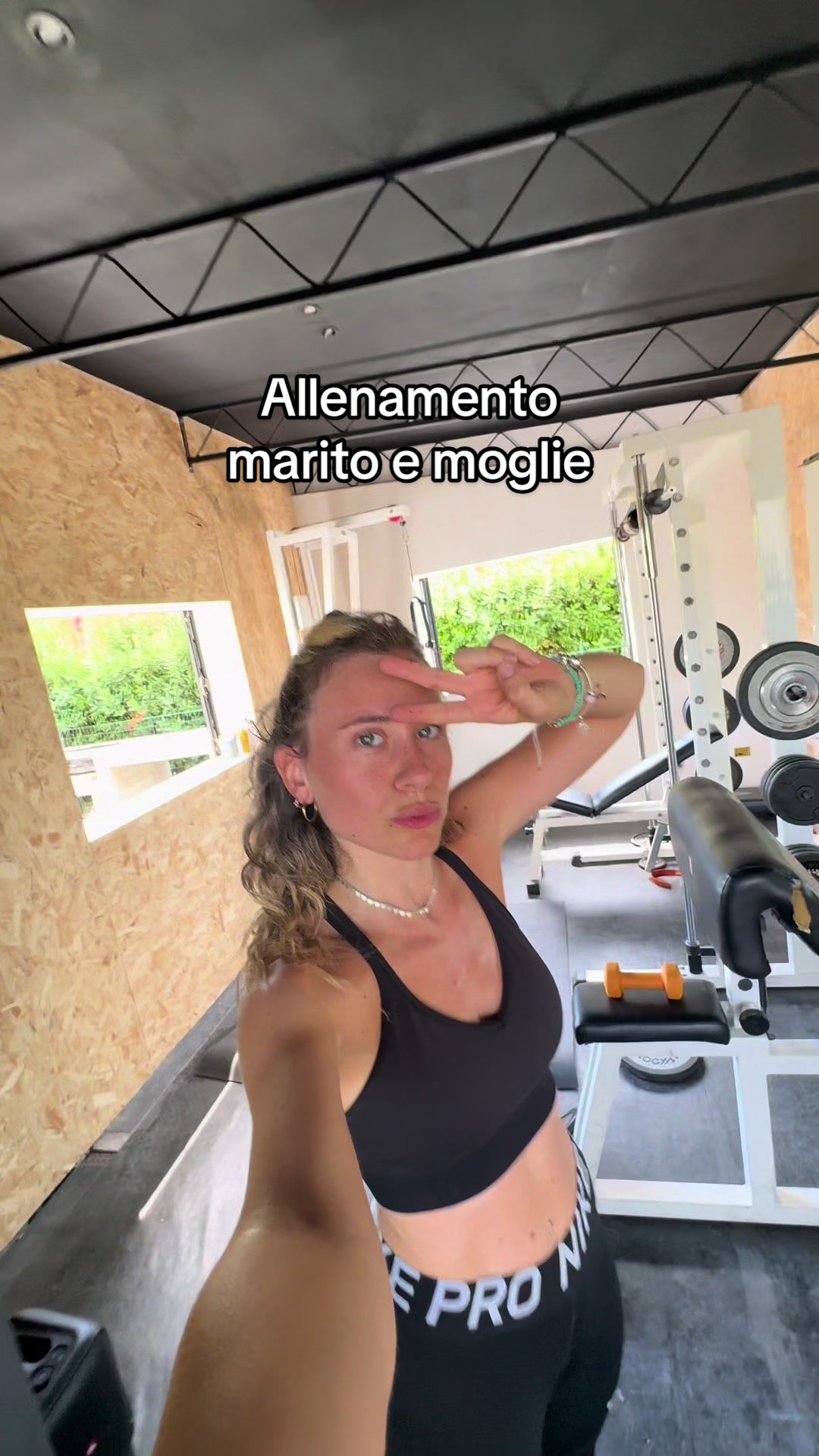 @helenamichelotti
