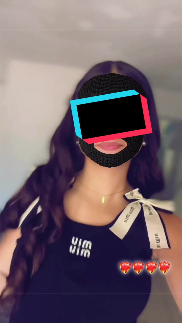 @𝑅𝑂𝑆𝐴𝑁𝑁𝐴