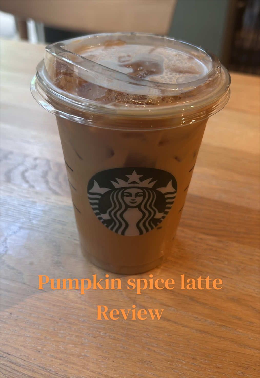 @Lia🍂☕️
