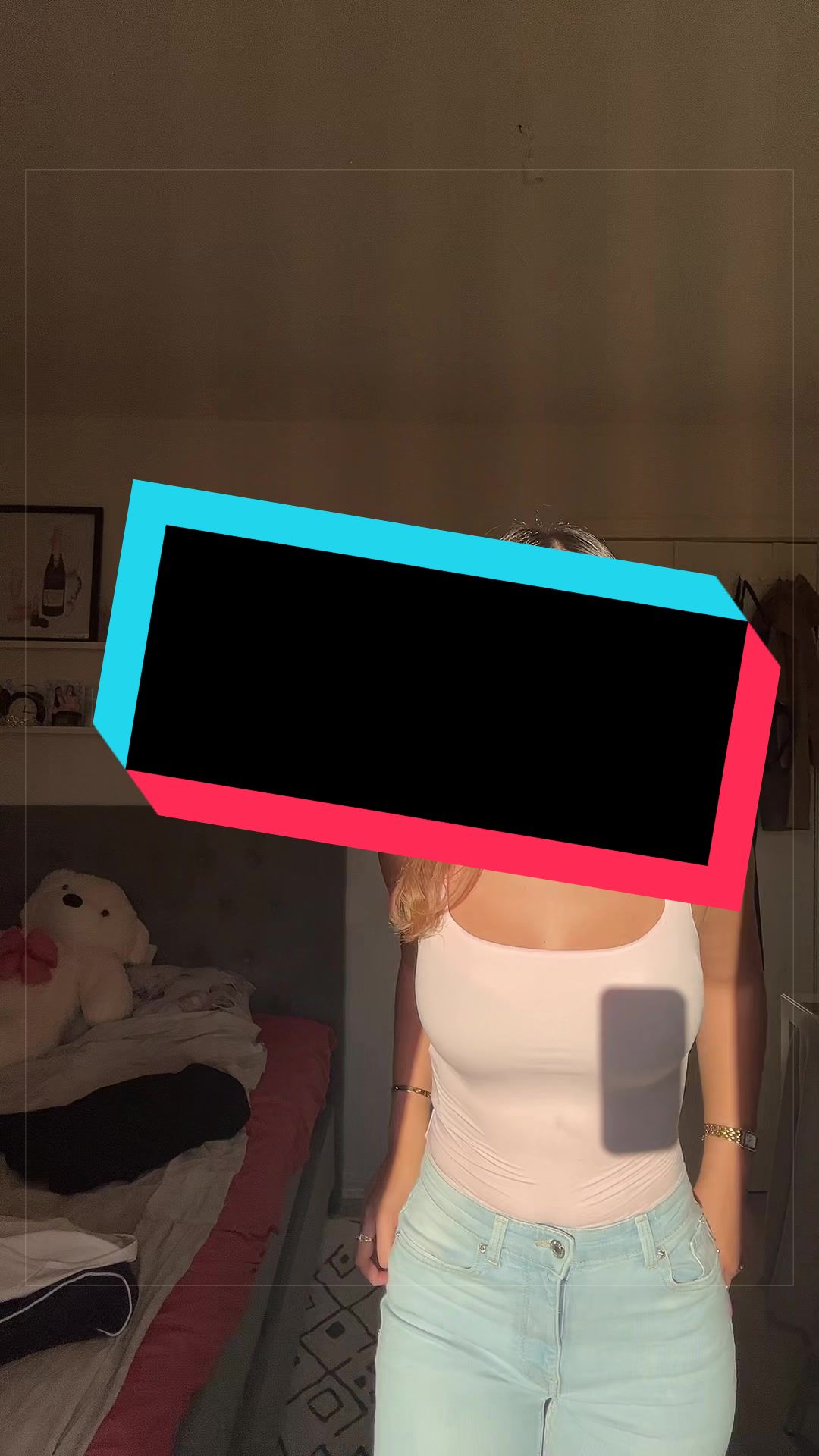 @𝒩