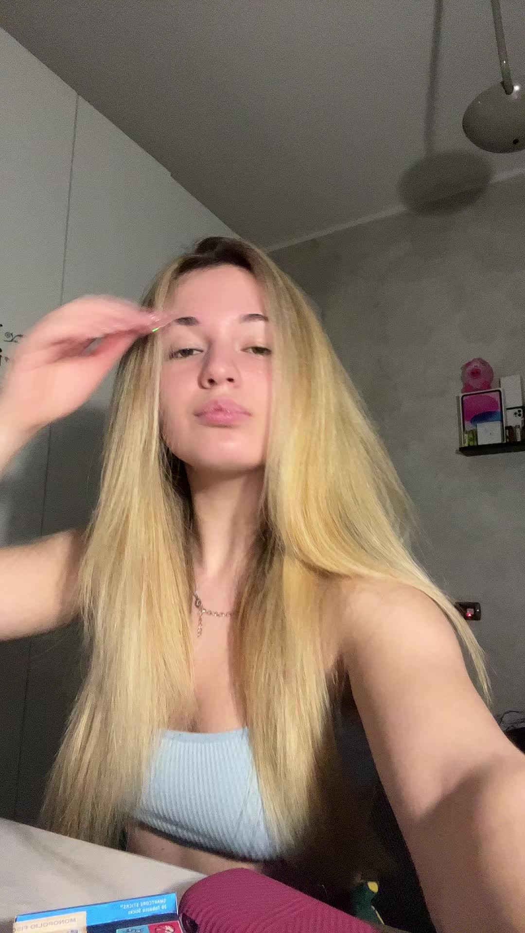 569 likes, 2 shares, 3 | sissi (@syriasantacrocee)