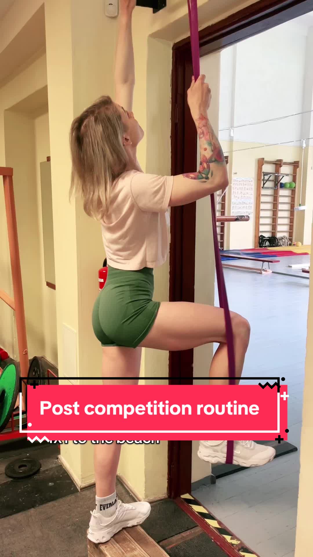 @Arm wrestling girl