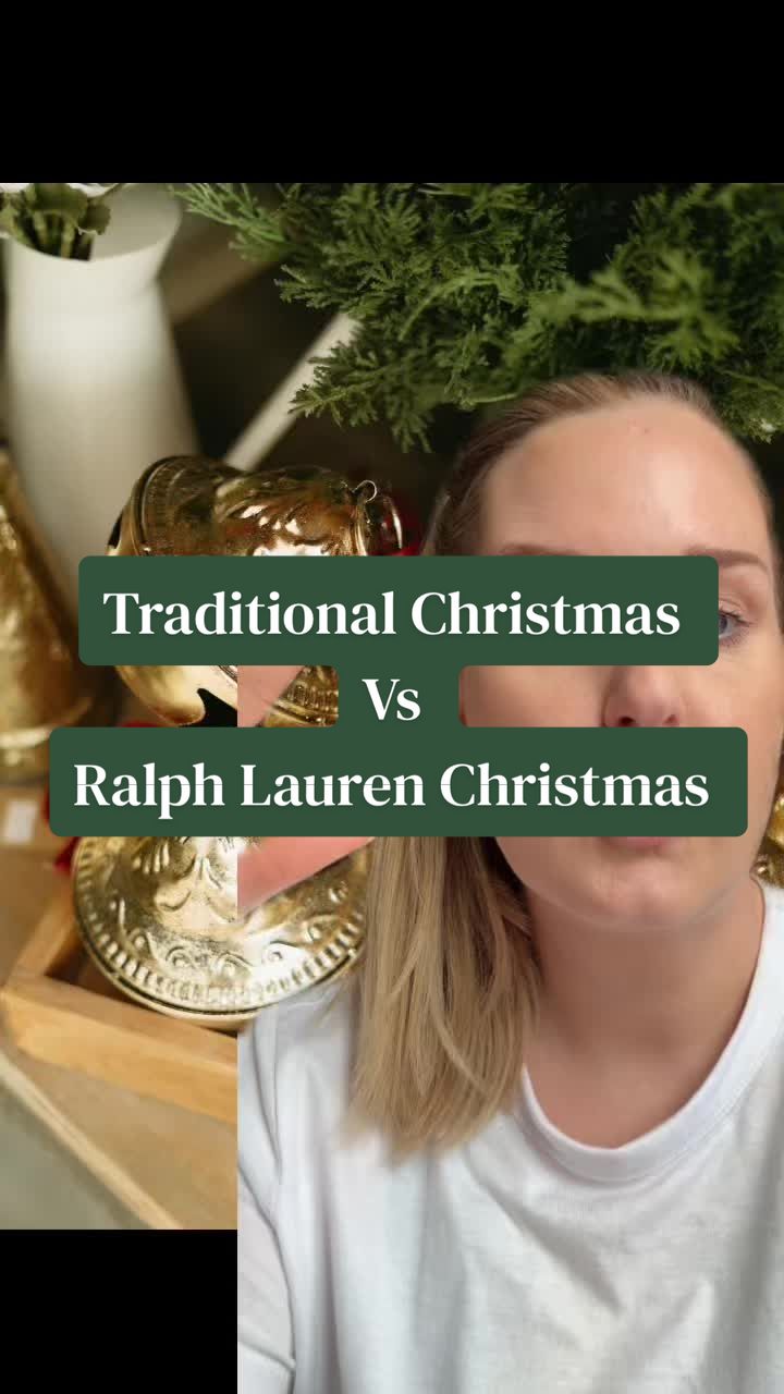 @AshleighLovesChristmas