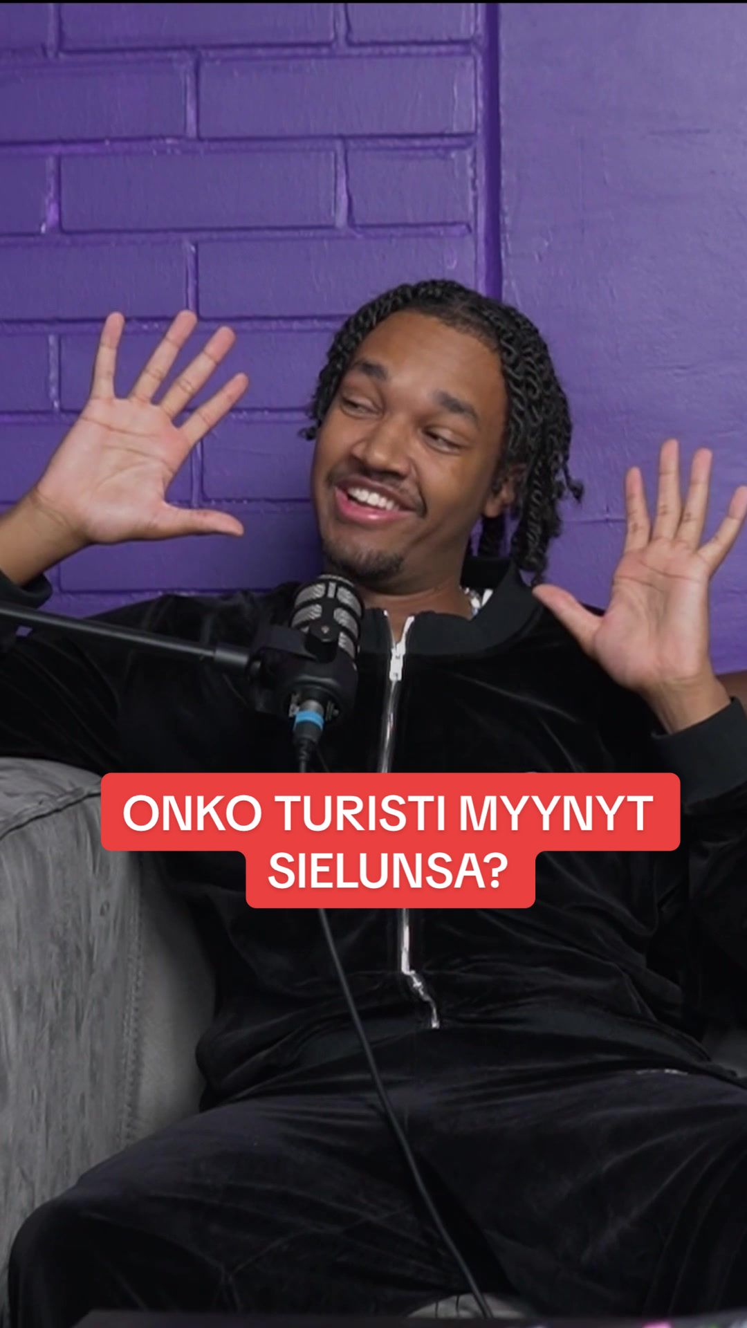@Molycast