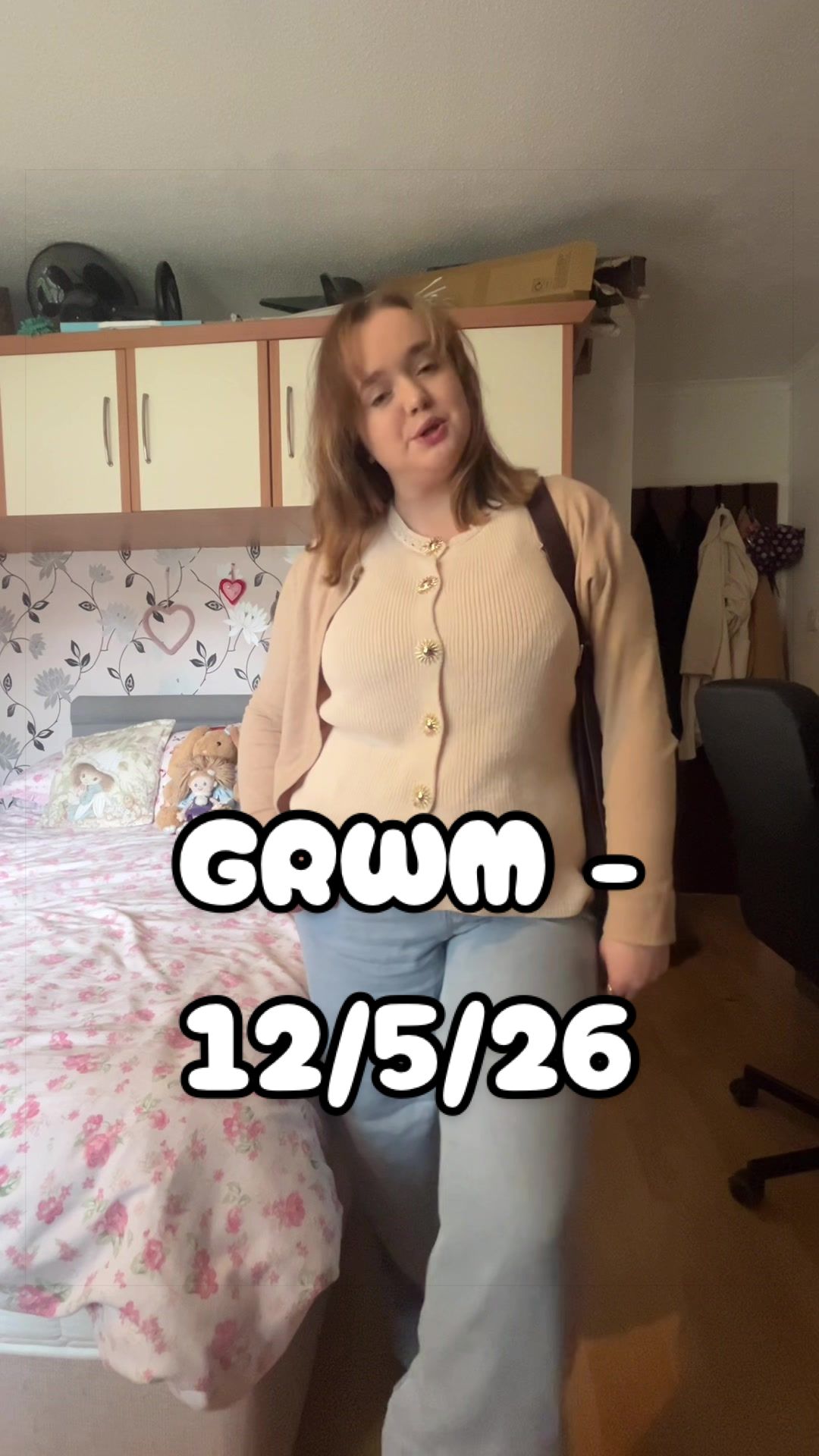 @chloe.holmes