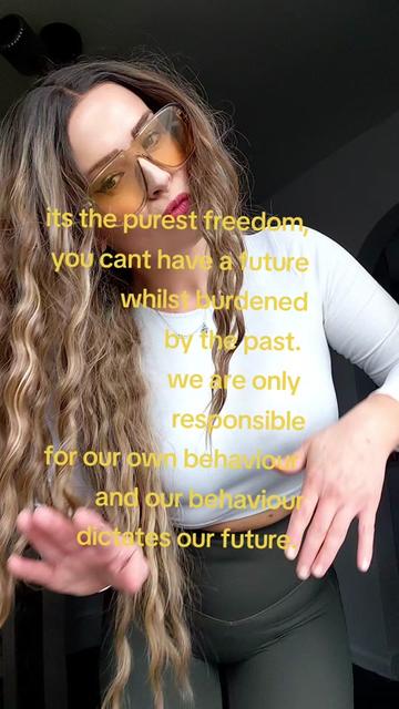 @Emily_Yorkie05