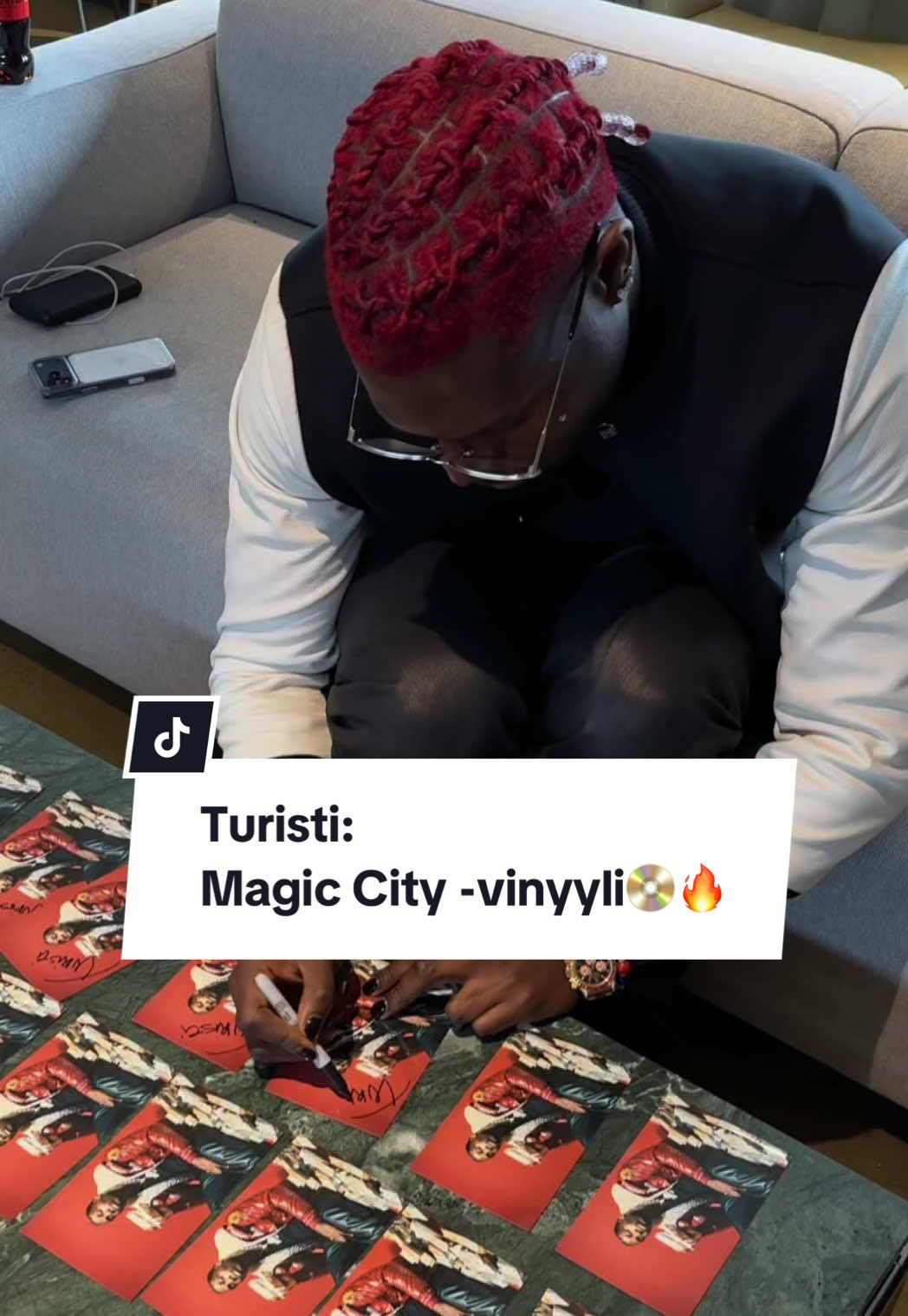 @Warner Music Finland