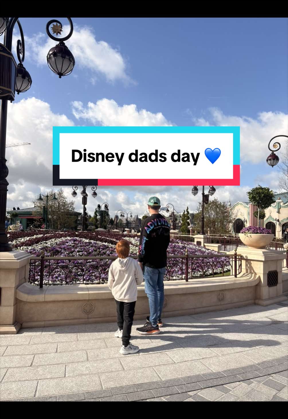 @Em & Step | Travel & Disney ✈️