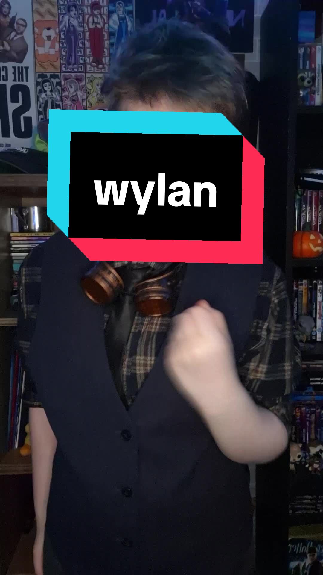 @Wylan Van Eck's lost twin