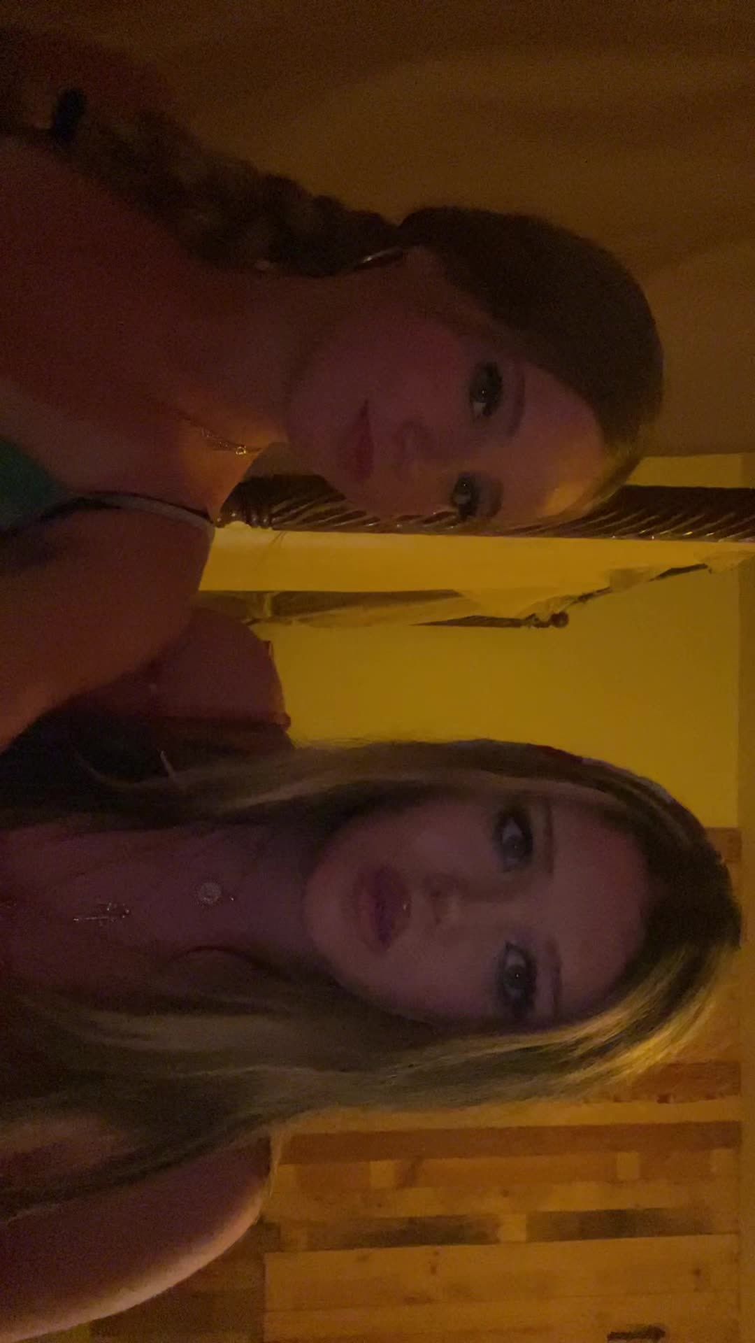 @Lily H🎰