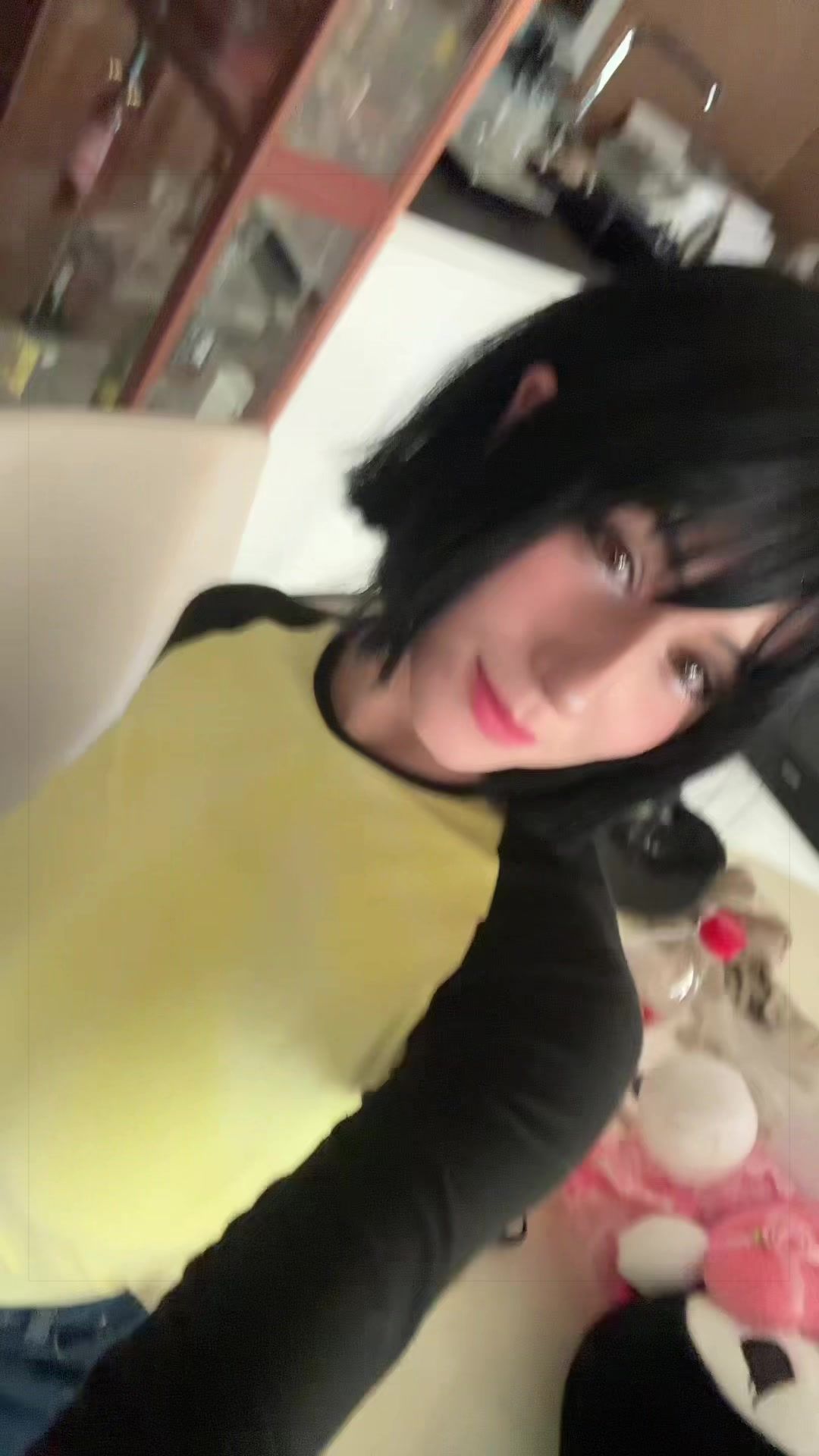 @annirelia