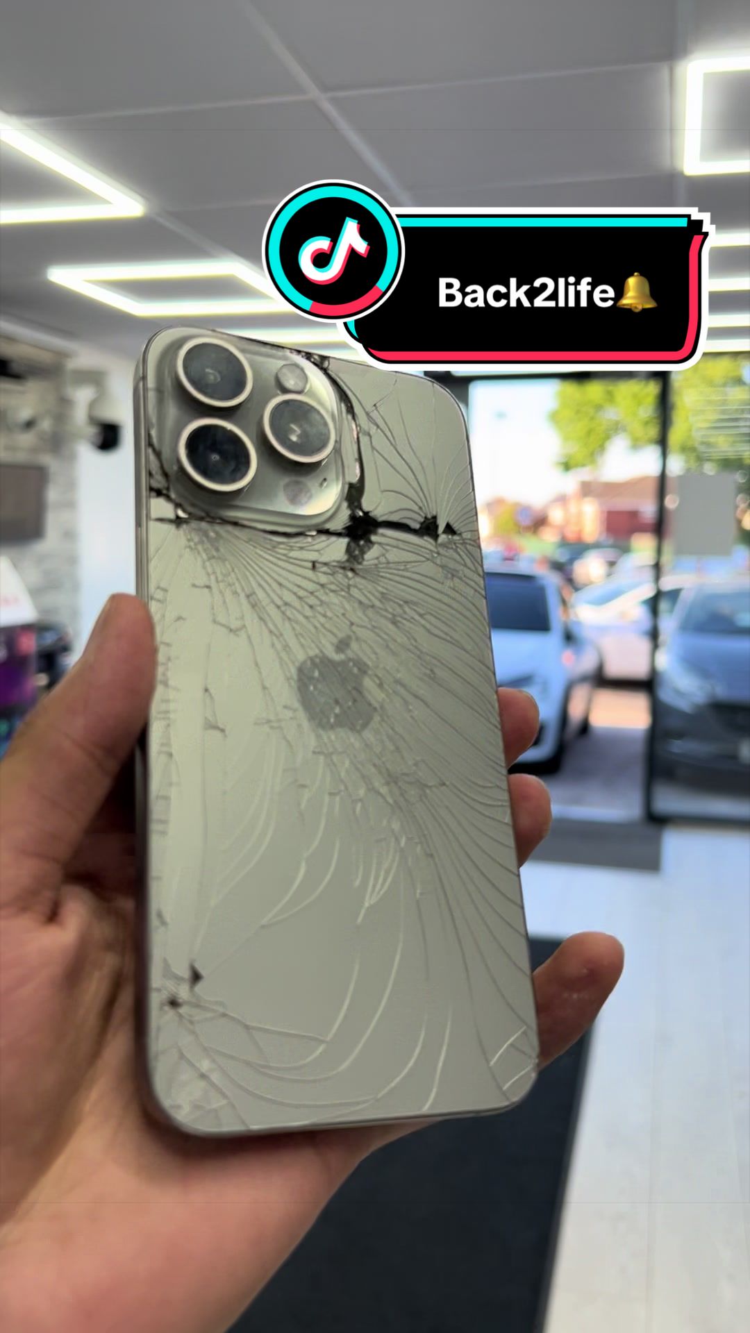 @Phones+Tech