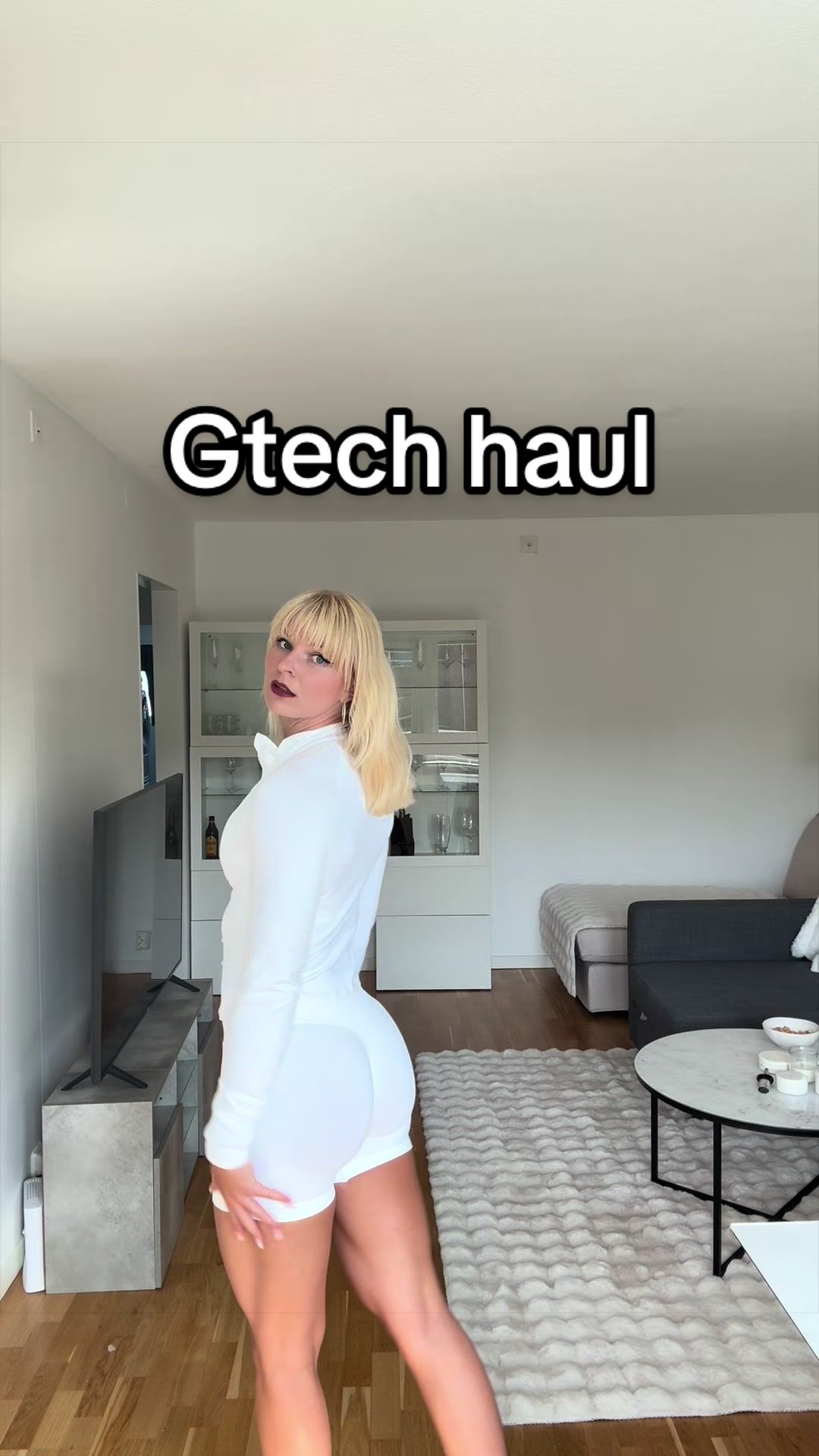 @Julia Rohn&eacute;r